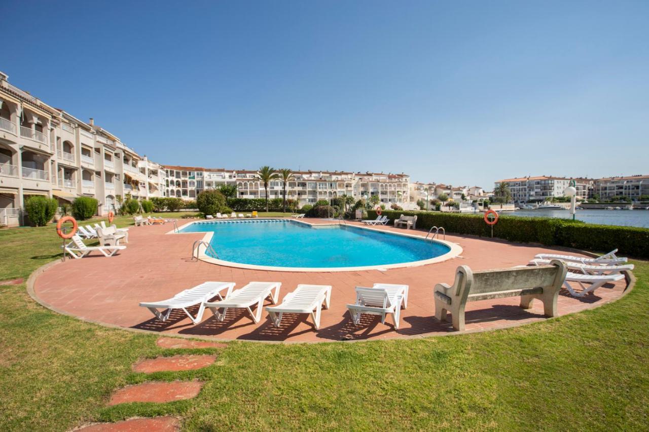 1005 Apartamento Con Vistas Al Lago San Maurici By Homeselectspain 엠푸리아브라바 외부 사진